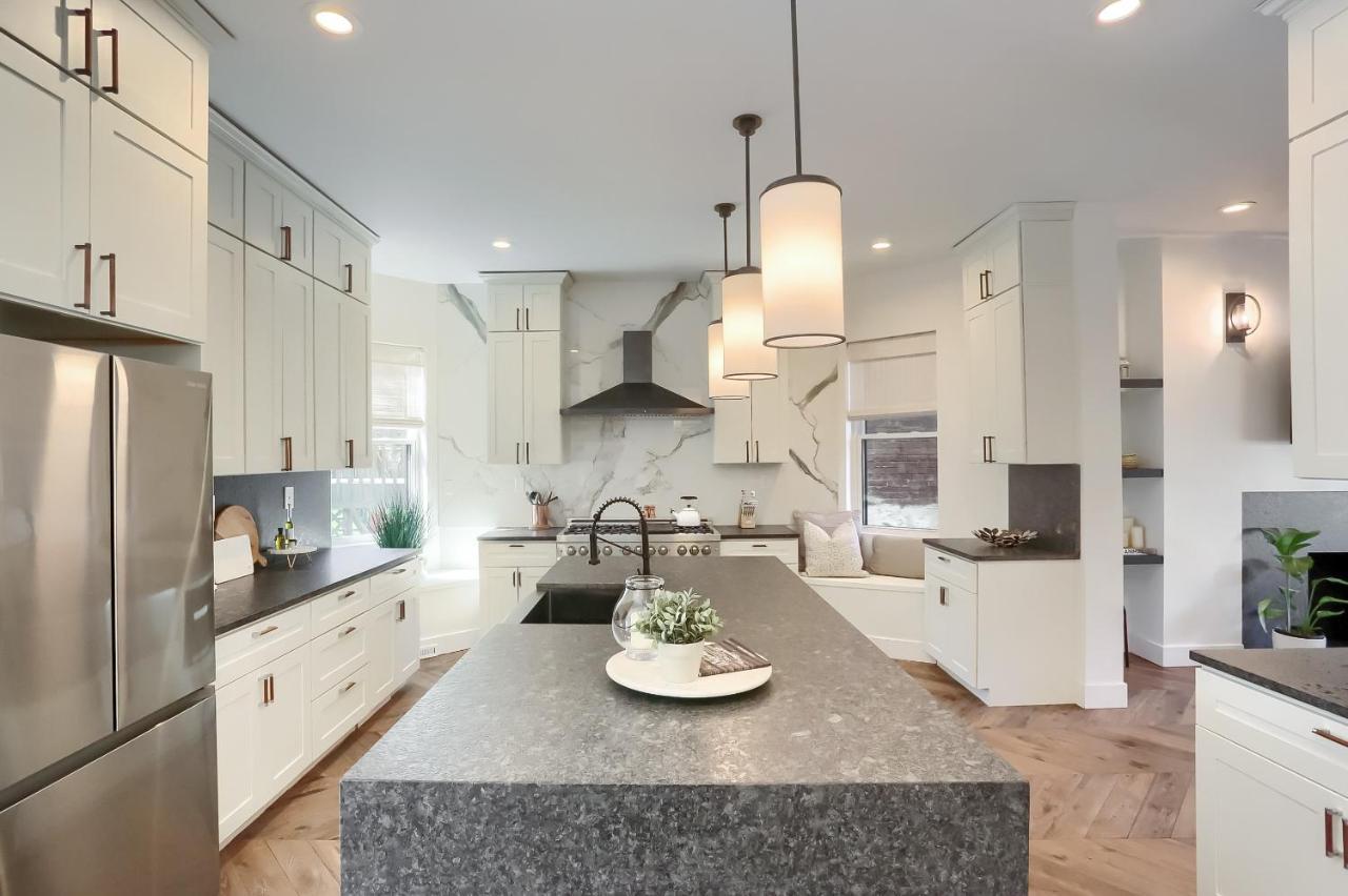 Newly Renovated Victorian Gem Perfect Space For Family Vacations! Pittsburgh Zewnętrze zdjęcie