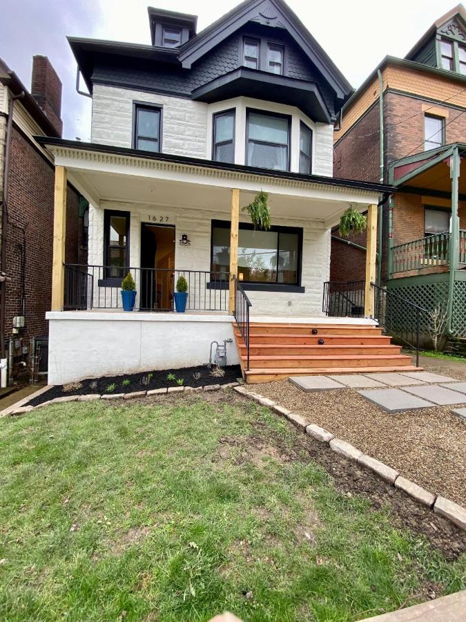 Newly Renovated Victorian Gem Perfect Space For Family Vacations! Pittsburgh Zewnętrze zdjęcie