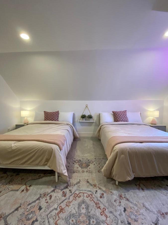 Newly Renovated Victorian Gem Perfect Space For Family Vacations! Pittsburgh Zewnętrze zdjęcie